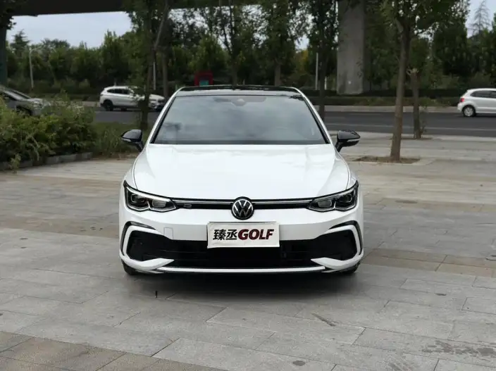 Volkswagen Golf 2024 Model 280TSI DSG R-Line 50 Legend Edition – фото 2