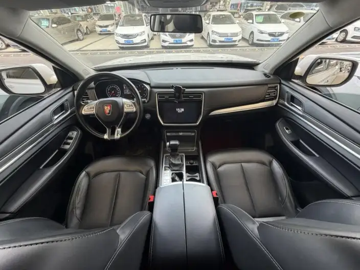 Roewe RX8 2019 Model 30T 2WD Superior Ultimate Edition
