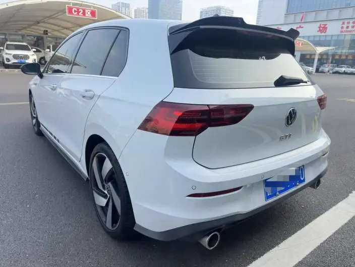 Volkswagen Golf GTI 2021 Model 380TSI DSG GTI – фото 4
