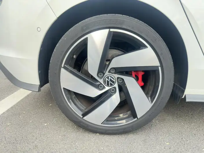 Volkswagen Golf GTI 2021 Model 380TSI DSG GTI – фото 7