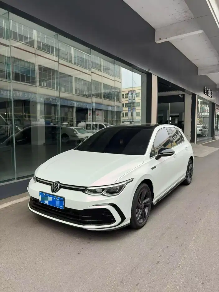 Volkswagen Golf 2023 Model Facelift 280TSI DSG R-Line Lite – фото 1