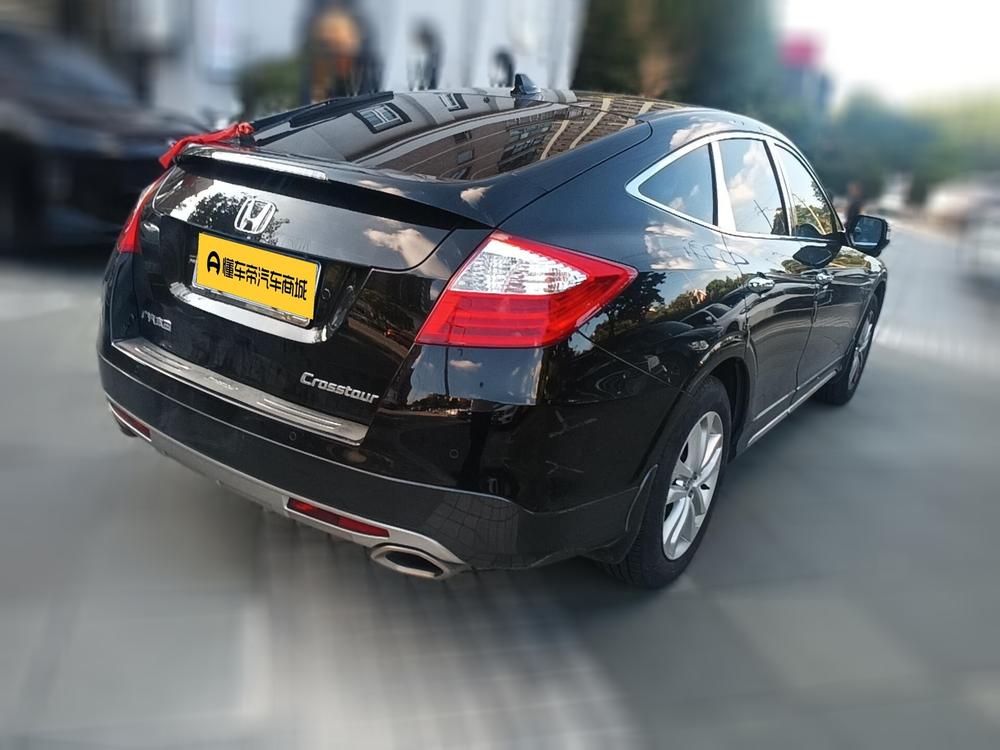 Honda Crosstour 2014 2.4L Deluxe Edition