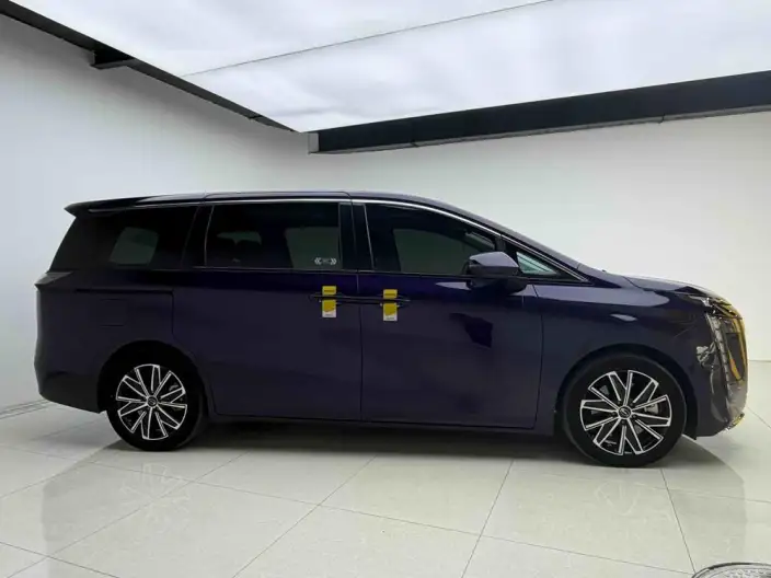 GAC Trumpchi E8 PHEV 2024 Model 2.0ATK 150km MAX Edition – фото 8