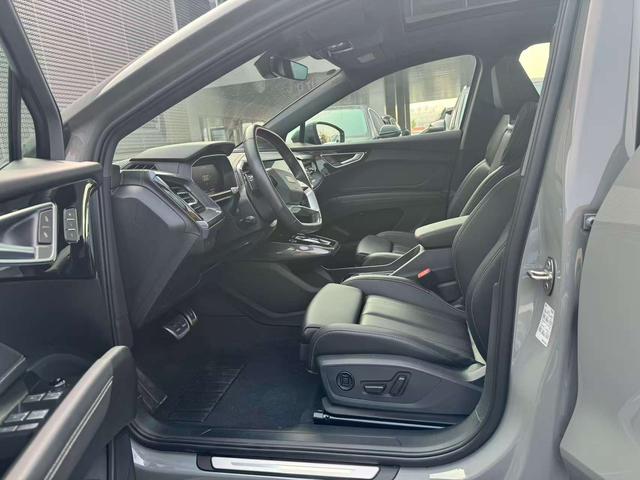 Audi Q4 e-tron 2024 50 e-tron quattro Genesis Night – фото 19