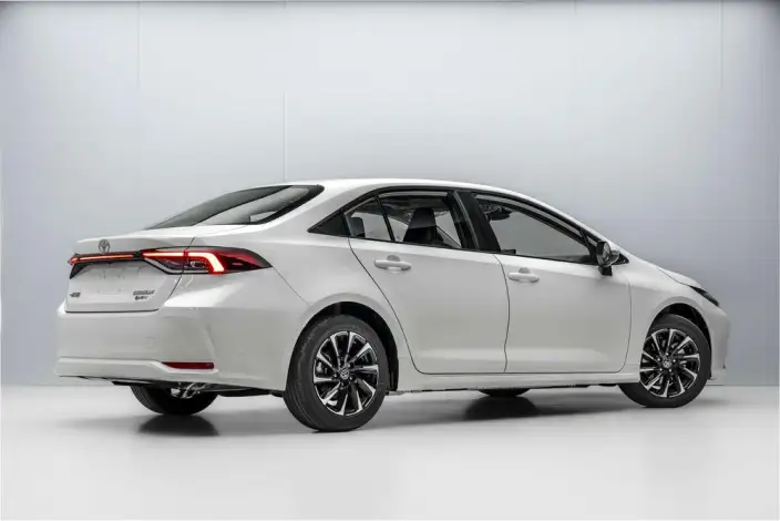 Toyota Corolla 2026 Model Intelligent Hybrid 1.8L E-CVT Elite Edition – фото 5