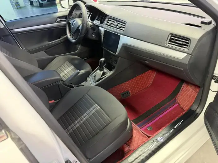 Volkswagen Lavida 2019 Model Voyage 1.5L Automatic Fashion edition China VI – фото 10