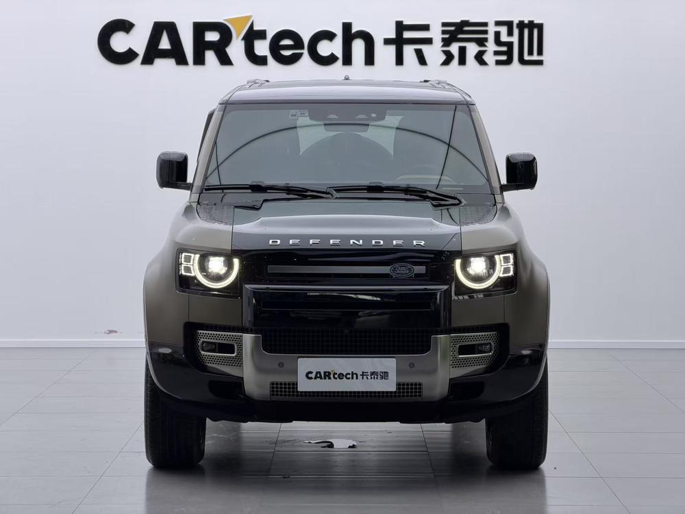 Land Rover Defender 2023 комплектация 110 3.0T X P400