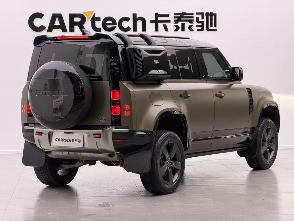 Land Rover Defender 2023 комплектация 110 3.0T X P400