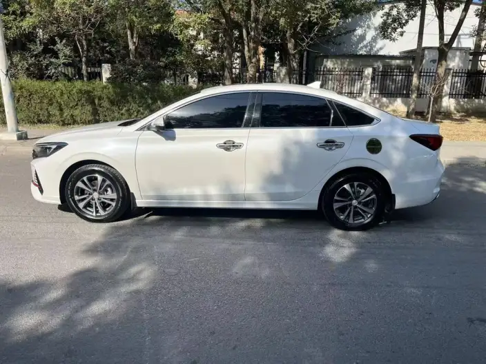 Changan Eado 2024 Model PLUS 1.4T DCT High Power Edition – фото 3
