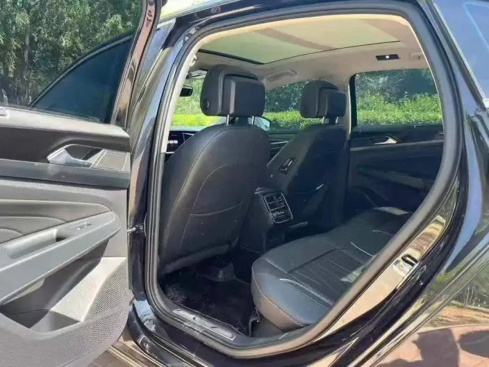 Volkswagen Passat 2023 Model Facelift 330TSI Elite Edition – фото 9