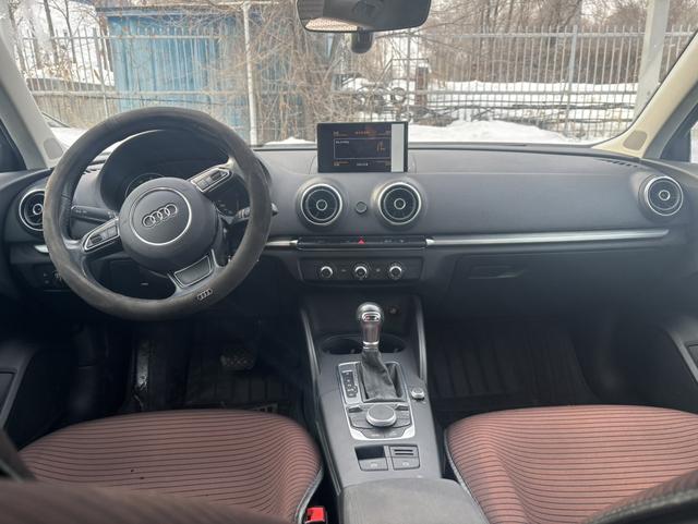 Audi A3 2016 Sportback 35 TFSI Special Edition – фото 7