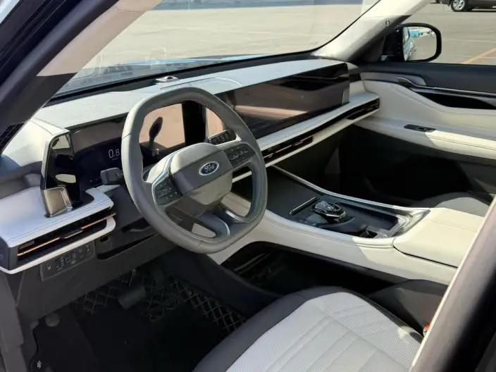 Ford Edge 2023 Model Ford Edge L 2.0T EcoBoost 4WD VII seat Supreme Model – фото 7