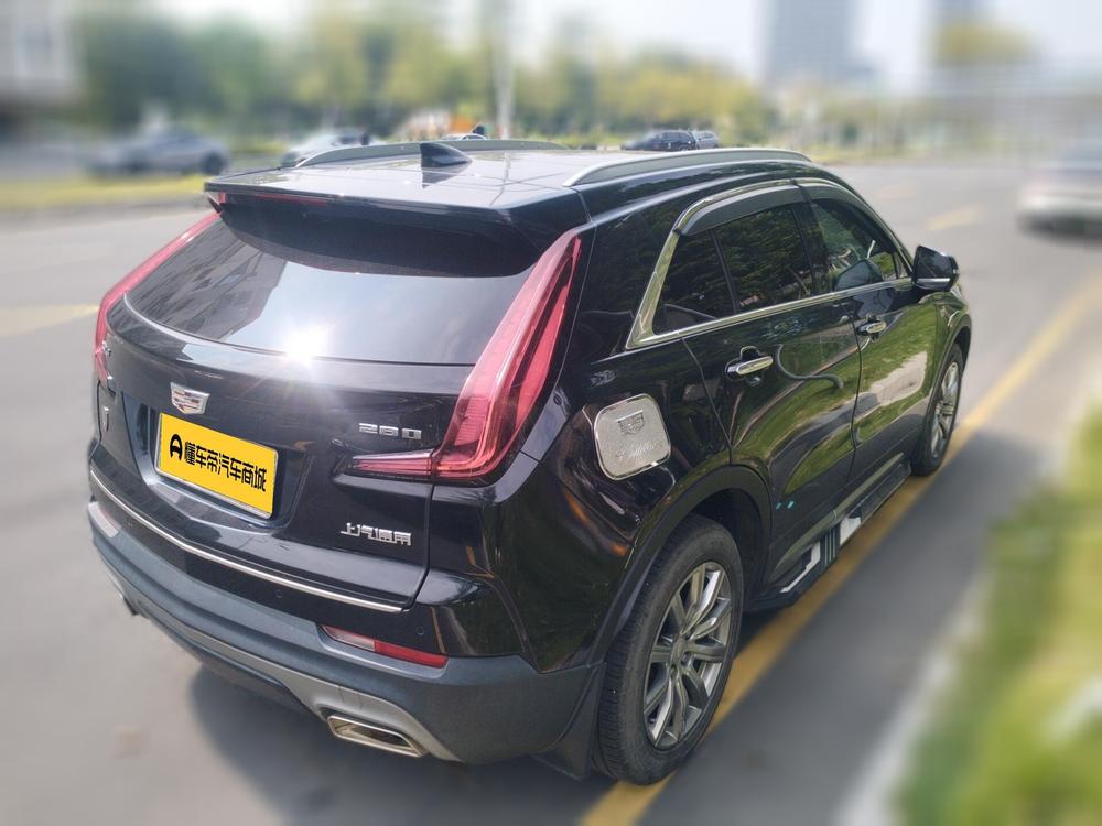 Cadillac XT4 2020 Facelift 28T 2WD Leading