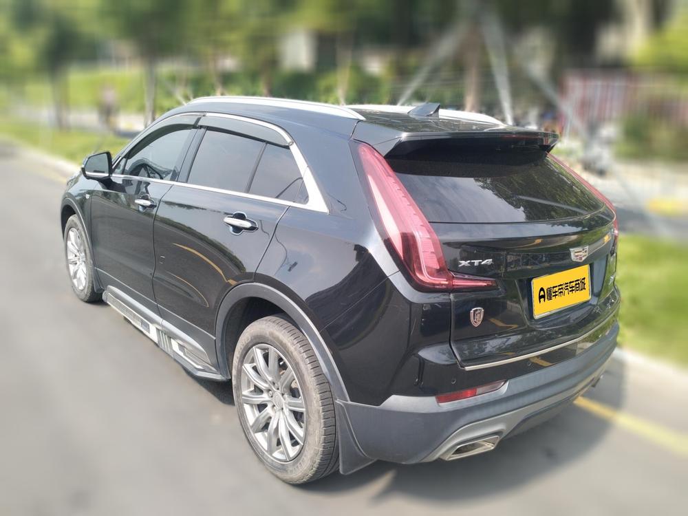 Cadillac XT4 2020 Facelift 28T 2WD Leading