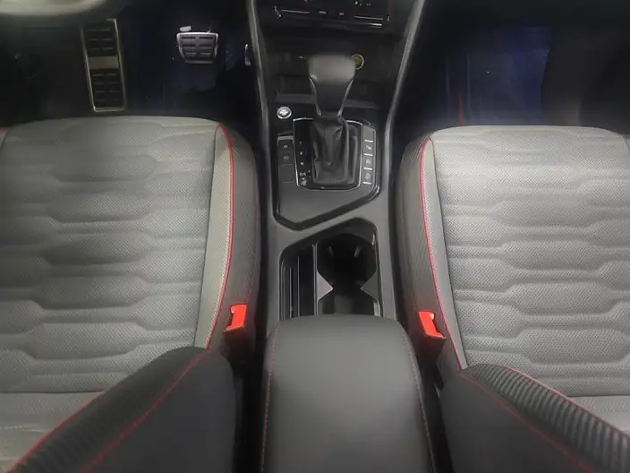 Volkswagen Tiguan L 2022 Model 330TSI Automatic 2WD R-Line Ultimate Edition – фото 8