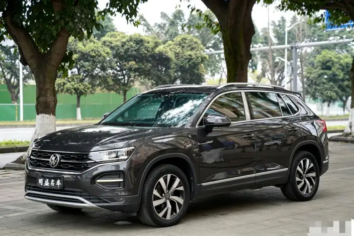 Volkswagen Tayron 2022 Model 330TSI 2WD Luxury Zhilian Edition Plus – фото 1