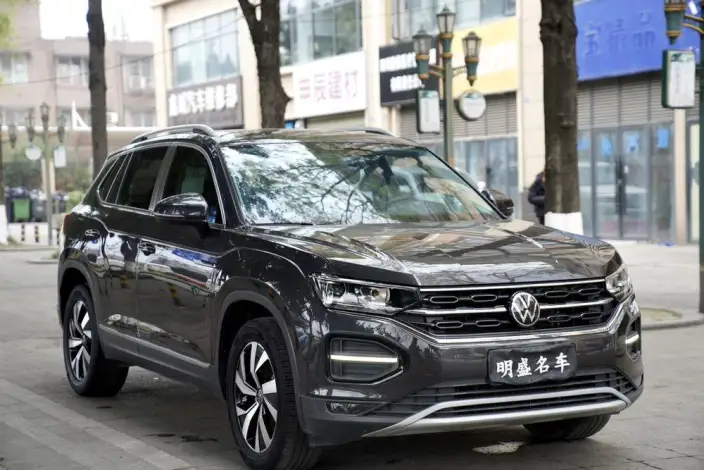 Volkswagen Tayron 2022 Model 330TSI 2WD Luxury Zhilian Edition Plus – фото 3