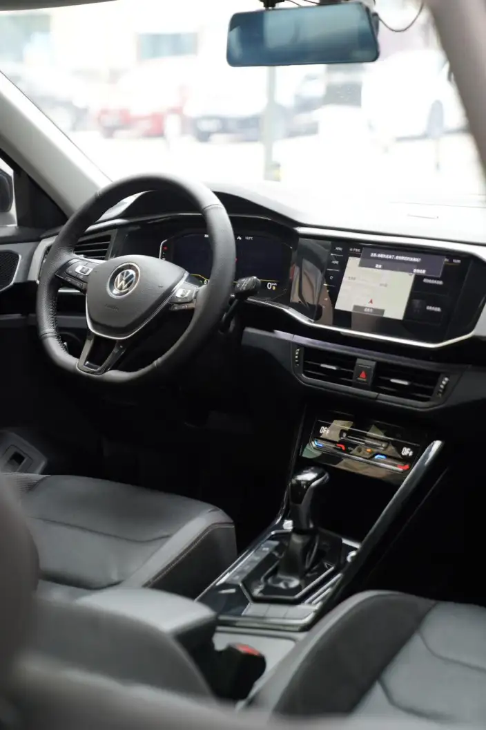 Volkswagen Tayron 2022 Model 330TSI 2WD Luxury Zhilian Edition Plus – фото 8