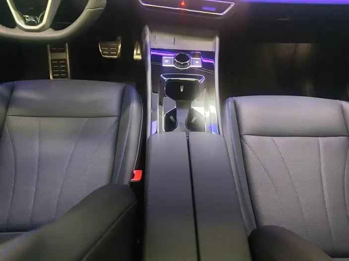 Volkswagen Tiguan L 2026 Model Pro 380TSI 2WD R-Line Smart collar Edition – фото 7