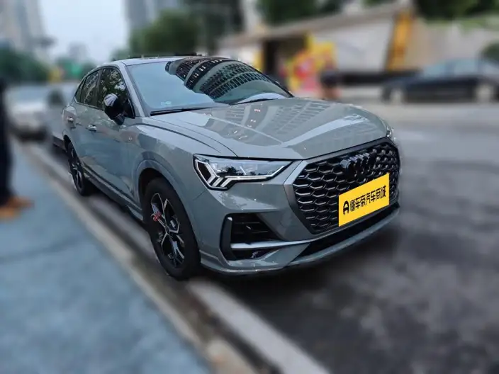 AUDI Q3 Sportback 2025 Model quattro 45th Anniversary Collector Edition Edition 40 TFSI Fashion Model – фото 3