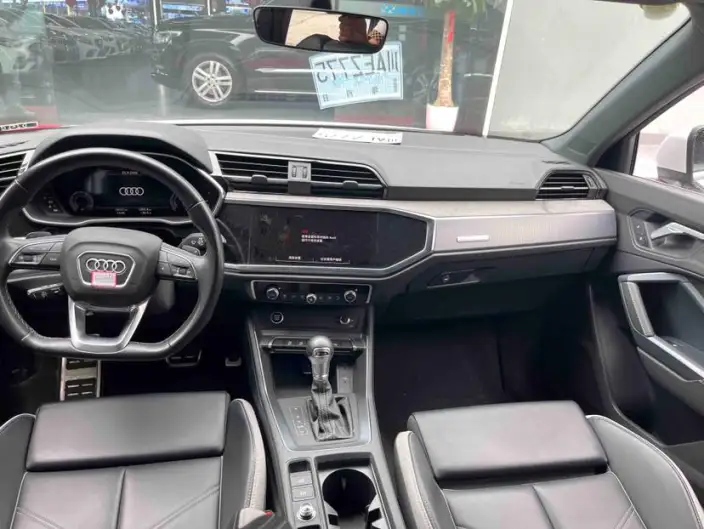 AUDI Q3 2024 Model 35 TFSI Fashion Dynamic Model – фото 6