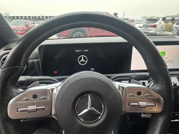 Mercedes-Benz A-class 2022 Model A 200 L Sports sedan Dynamic Edition – фото 7