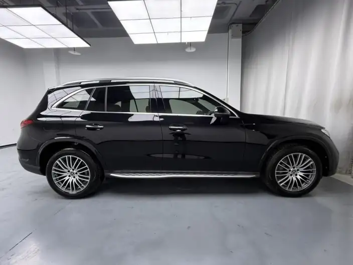 Mercedes-Benz GLC 2024 Model Facelift GLC 300 L 4MATIC Dynamic Model 5 seat – фото 7