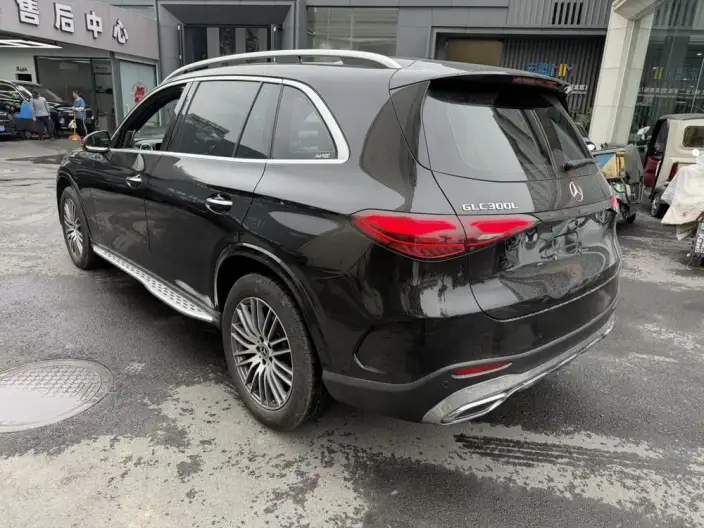 Mercedes-Benz GLC 2025 Model Facelift GLC 300 L 4MATIC Dynamic Model 5 seat – фото 4