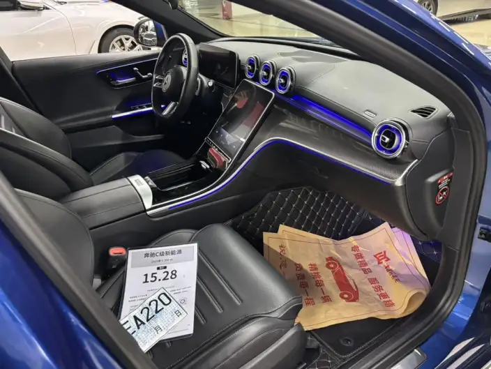 Mercedes-Benz C-Class PHEV 2023 Model Facelift C 350 eL – фото 9