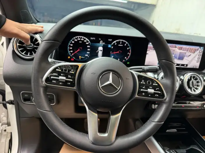 Mercedes-Benz GLB 2022 Model Facelift II GLB 200 Dynamic Model – фото 10
