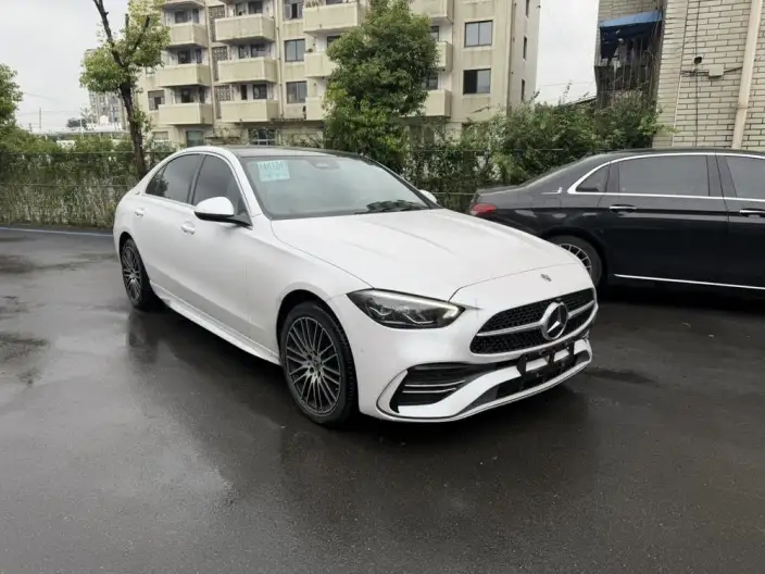 Mercedes-Benz C-Class 2023 Model C 260 L Sports Edition – фото 3