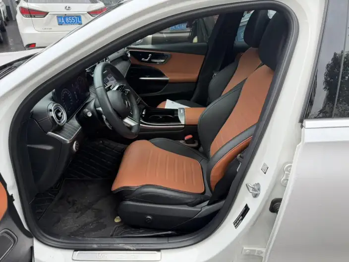 Mercedes-Benz C-Class 2023 Model C 260 L Sports Edition – фото 8