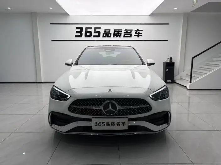 Mercedes-Benz C-Class 2024 Model C 260 L Sports Edition – фото 2