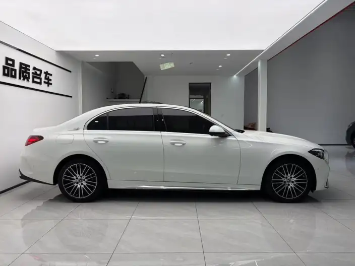 Mercedes-Benz C-Class 2024 Model C 260 L Sports Edition – фото 8