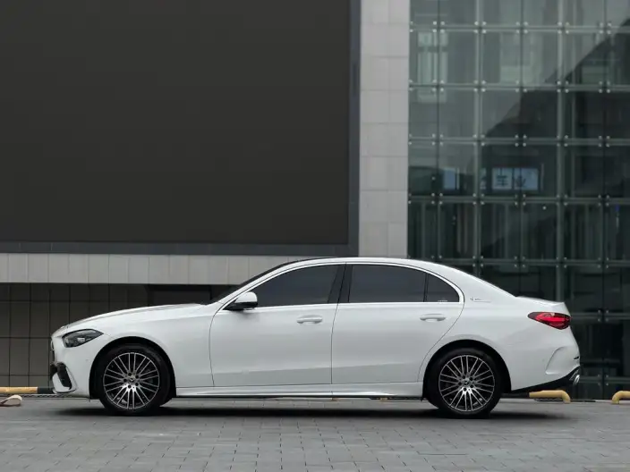 Mercedes-Benz C-Class 2023 Model Facelift C 260 L Sports Edition – фото 4