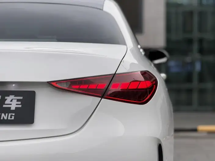 Mercedes-Benz C-Class 2023 Model Facelift C 260 L Sports Edition – фото 9