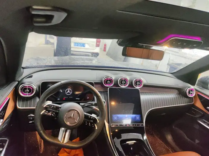 Mercedes-Benz GLC 2024 Model Facelift GLC 300 L 4MATIC Dynamic Model 5 seat – фото 6