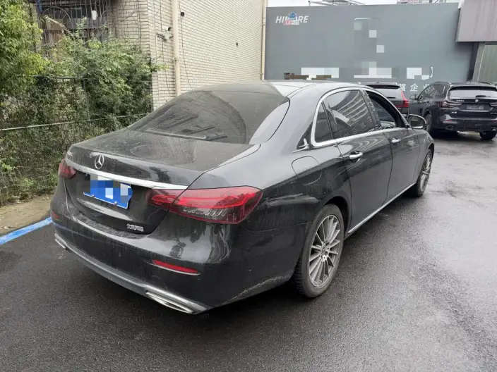 Mercedes-Benz E-Class 2022 Model E 260 L sedan – фото 6