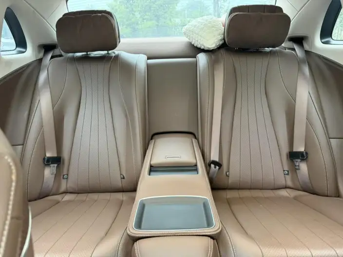 Mercedes-Benz E-Class 2022 Model E 260 L sedan – фото 10