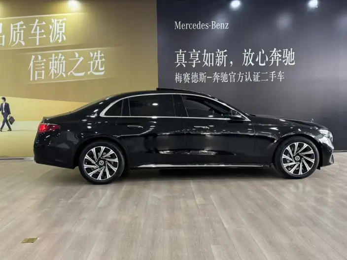 Mercedes-Benz E-Class 2024 Model E 300 L Luxury Model sedan – фото 6