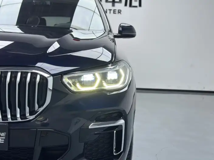 BMW X5 2022 Model Facelift xDrive 30Li Exclusive Model M Sports Set – фото 8