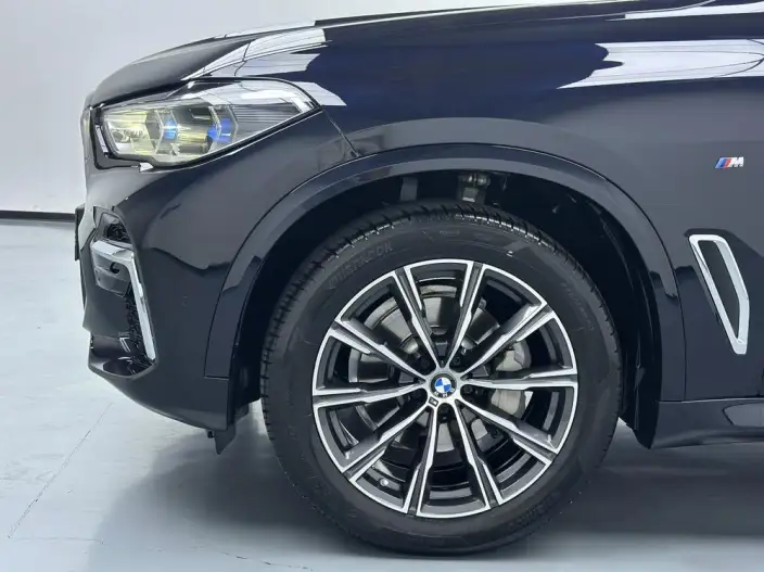 BMW X5 2022 Model Facelift xDrive 30Li Exclusive Model M Sports Set – фото 9