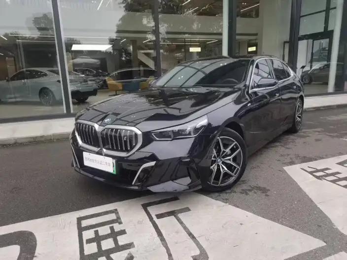 BMW i5 2024 Model eDrive35L Exclusive Model M Sports Set – фото 1