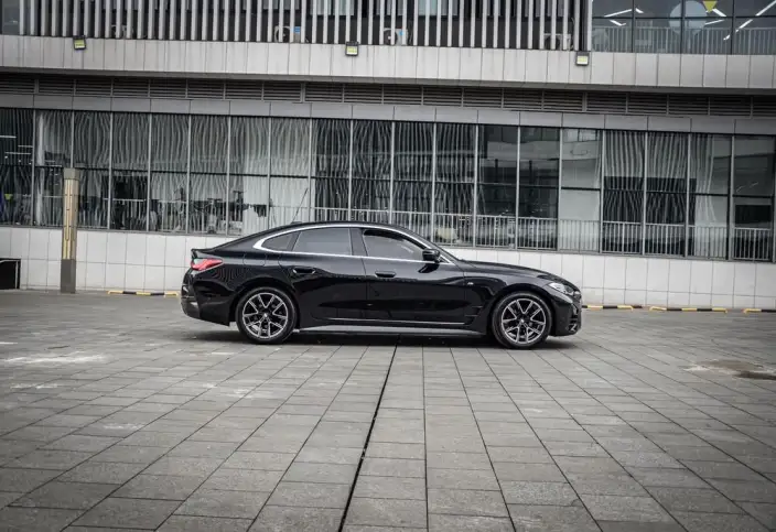 BMW 4 Series 2022 Model 425i M Sports Set – фото 7
