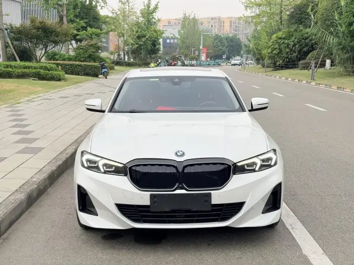 BMW i3 2025 Model eDrive35L – фото 2