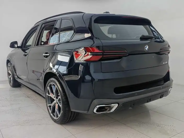 BMW X5 2023 Model xDrive30Li Exclusive Model M Sports Night Set – фото 4