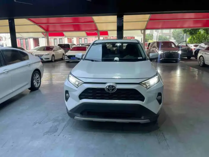 Toyota RAV4 2022 Model 2.0L CVT 2WD Fashion edition – фото 2