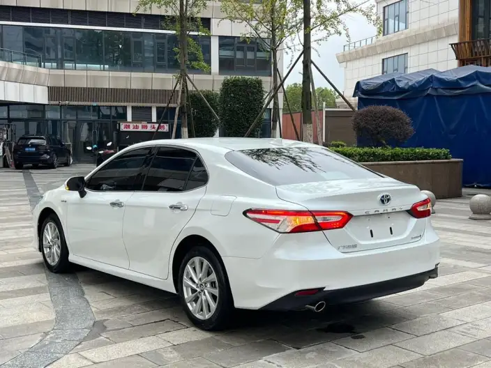 Toyota Camry 2021 Model Hybrid 2.5HGVP Leading version – фото 4