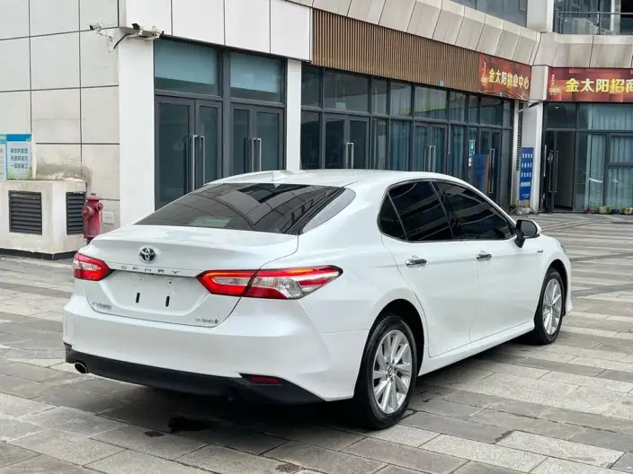Toyota Camry 2021 Model Hybrid 2.5HGVP Leading version – фото 6