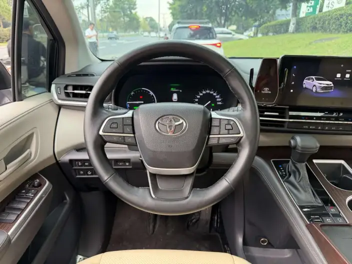 Toyota Sienna 2024 Model Hybrid 2.5L Comfort Edition – фото 9